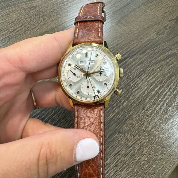 Jumbo WAKMANN Triple Date Chronograph Valjoux Watch - Picture 4 of 16